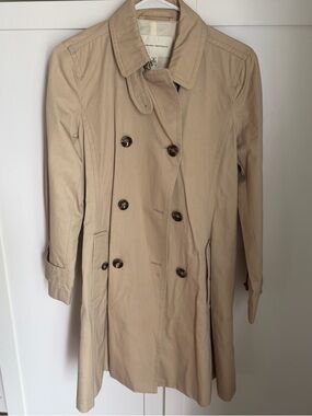 Banana Republic Beige Double-Breasted Trench Coat